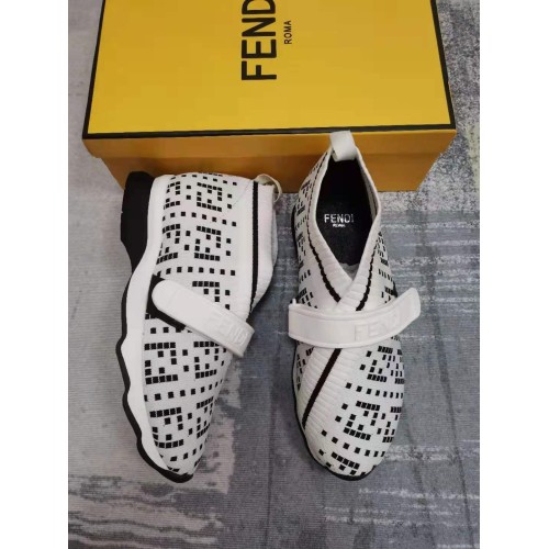 Tenis marca online fendi